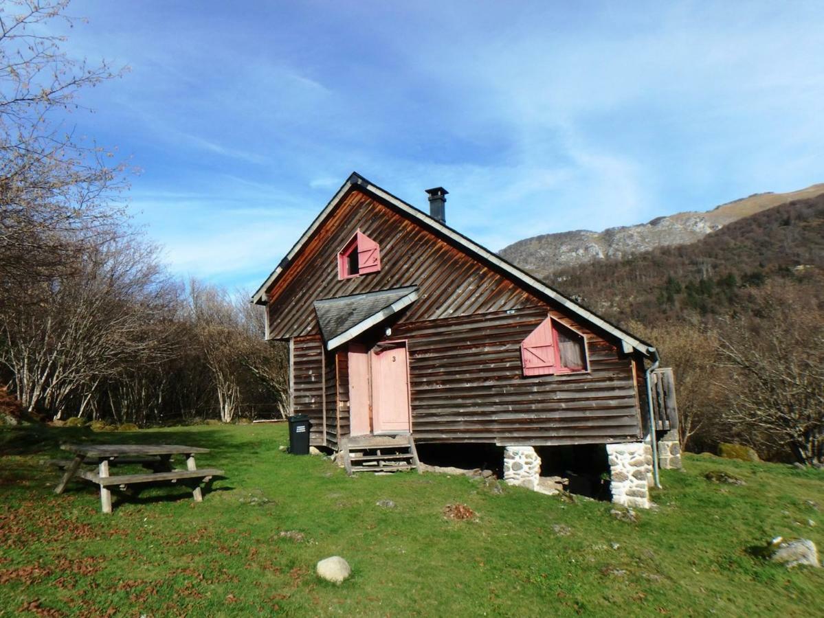 Les Chalets De La Foret D'Issaux Osse-en-Aspe Zewnętrze zdjęcie